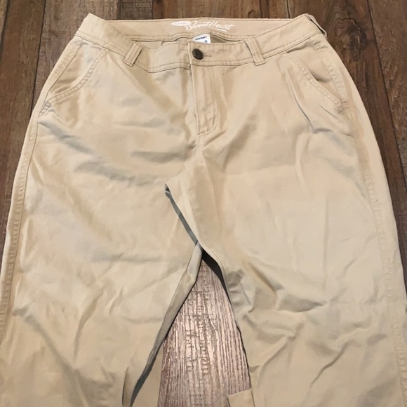 Old Navy Sweetheart Khakis - Picture 2 of 4